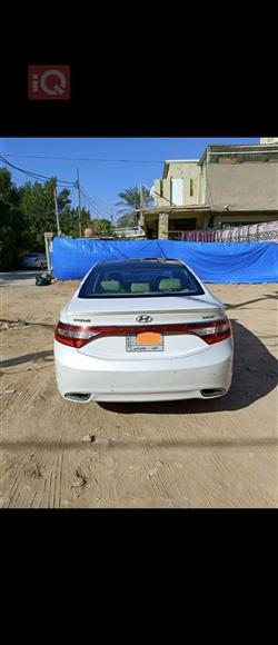 هيونداي أزيرا